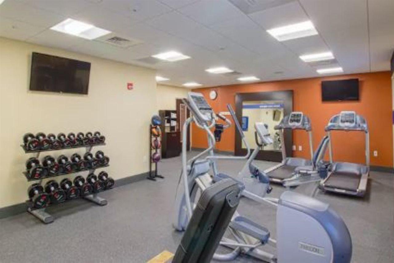 Hampton Inn Canton Ngoại thất bức ảnh