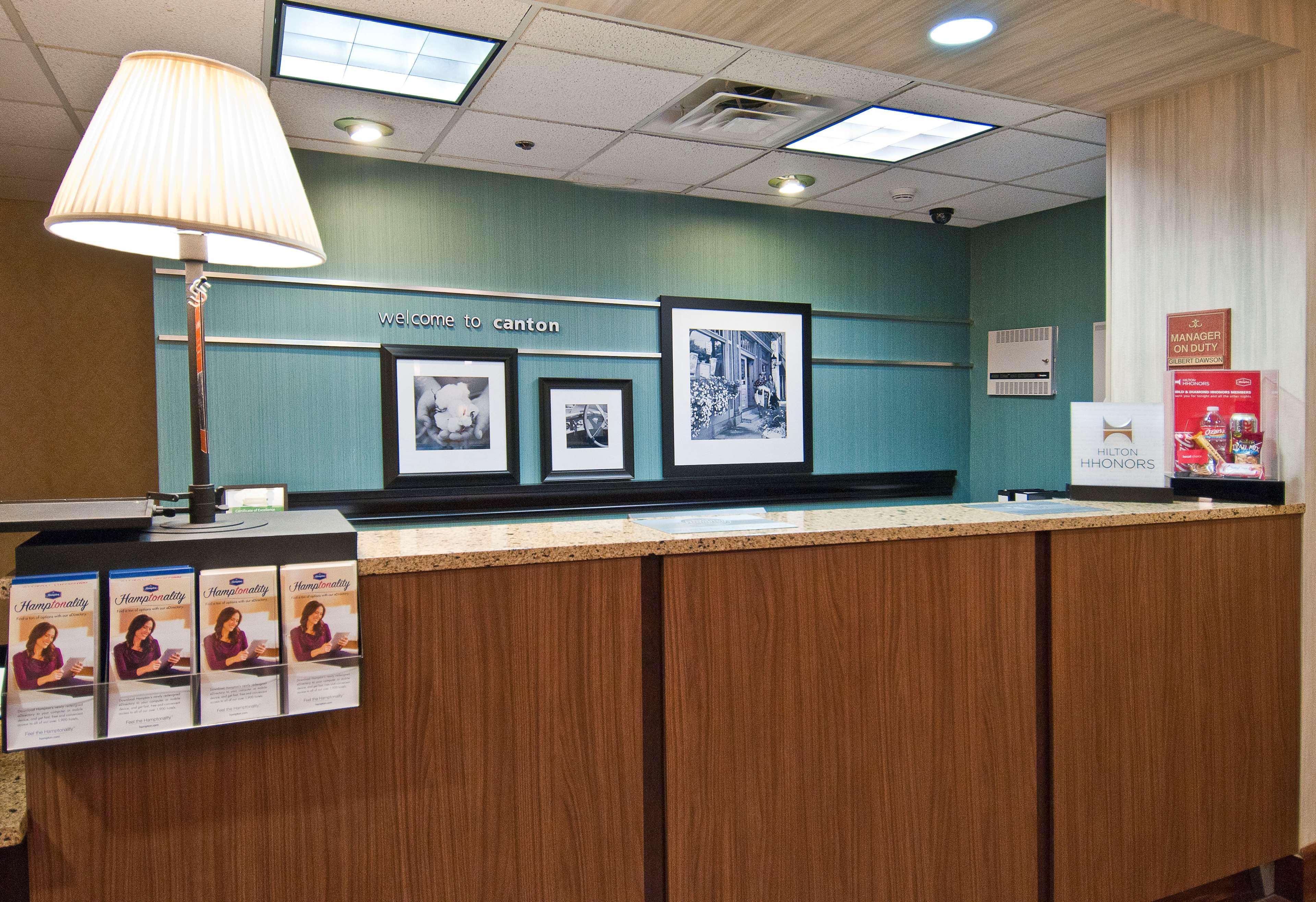 Hampton Inn Canton Ngoại thất bức ảnh