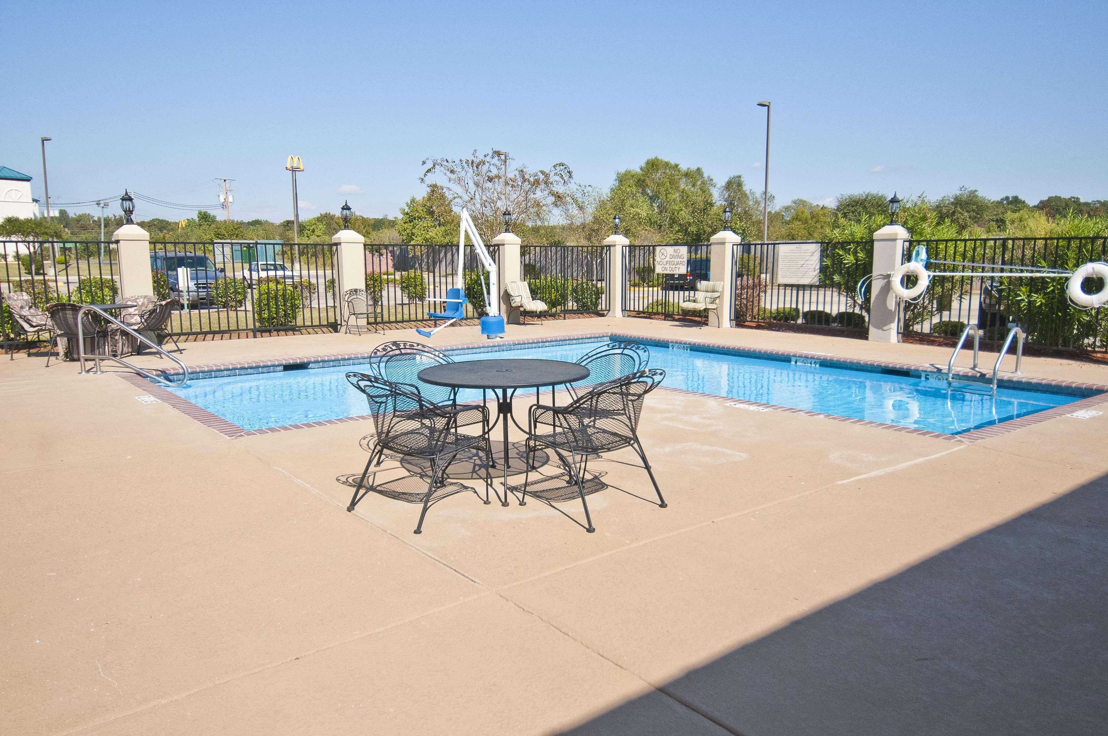 Hampton Inn Canton Ngoại thất bức ảnh